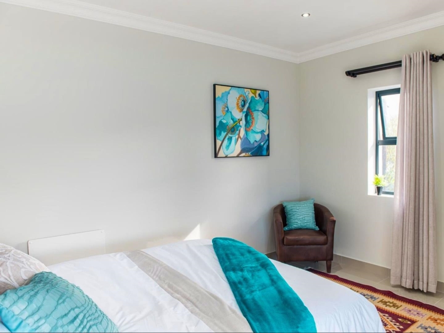 7 Bedroom Property for Sale in Sandbaai Western Cape